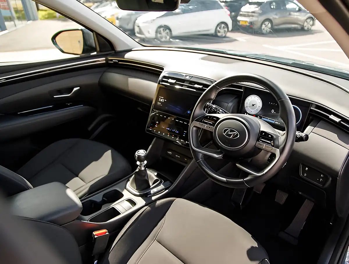 Used 2026 Hyundai Tucson Se Connect Blue - Interior and Exterior details 4