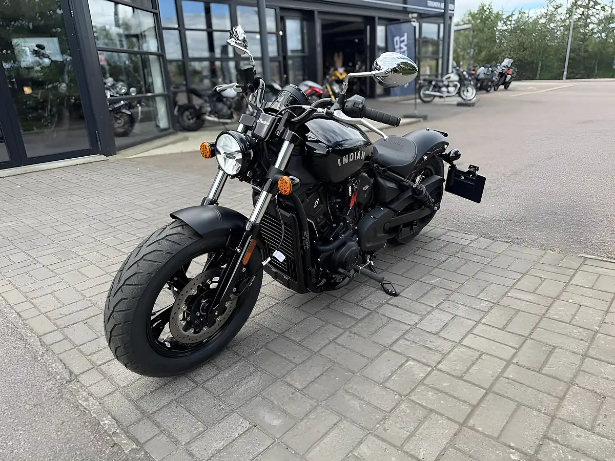 Used 2026 Indian Motorcycle Scout Sixty Bobber Black - Interior and Exterior details 5