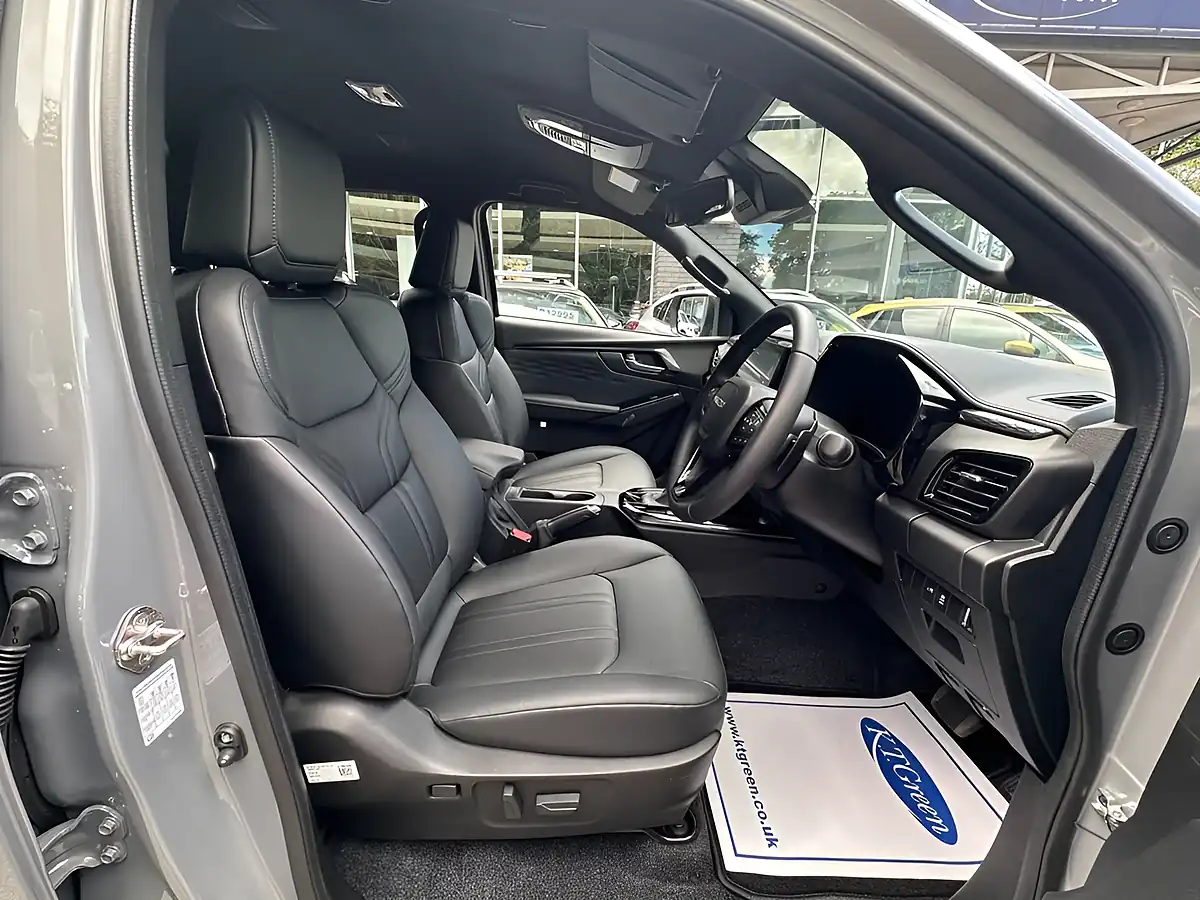 Used 2026 Isuzu D-Max EV-Cross Pickup Double Cab - Interior and Exterior details 7
