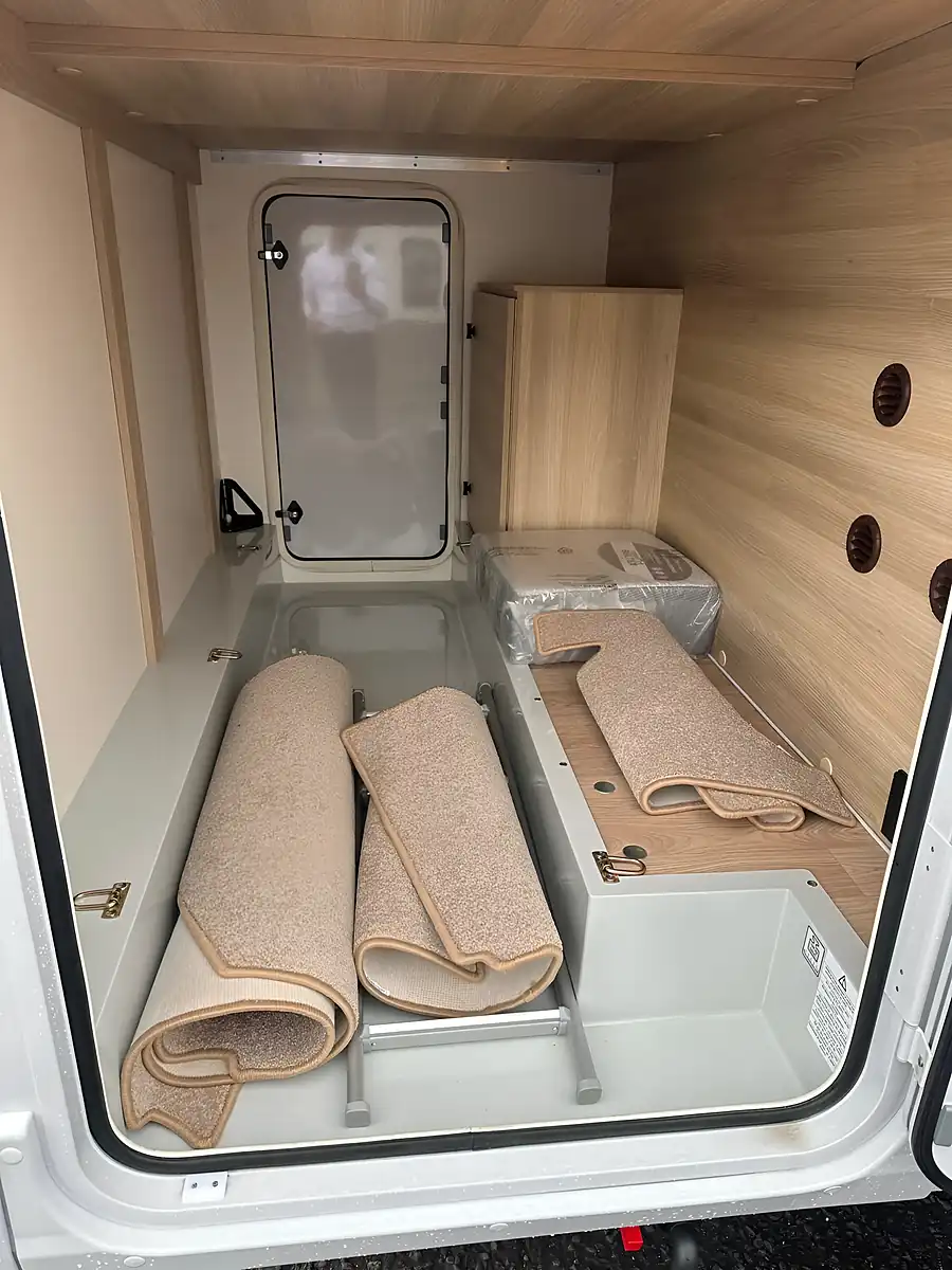 Used 2026 Itineo CJ660 Cozi - Interior and Exterior details 8