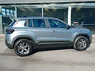Used 2026 Jeep Avenger Longitude Grey - Interior and Exterior details 4
