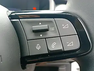 Used 2026 Jeep Avenger Longitude White - Interior and Exterior details 14
