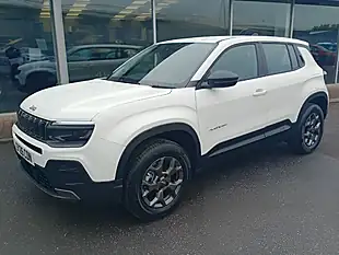 Used 2026 Jeep Avenger Longitude White - Interior and Exterior details 6
