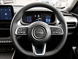 Used 2026 Jeep Avenger Summit Blue - Interior and Exterior details 12