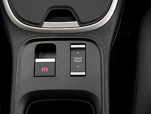 Used 2026 Jeep Avenger Summit Blue - Interior and Exterior details 17