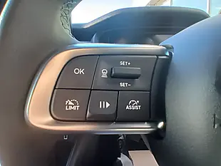 Used 2026 Jeep Avenger Summit Green - Interior and Exterior details 15