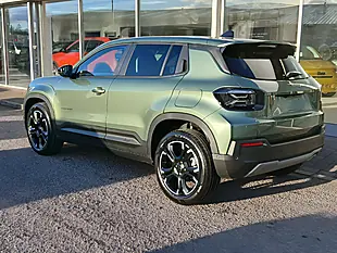 Used 2026 Jeep Avenger Summit Green - Interior and Exterior details 6