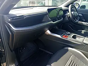 Used 2026 Jeep Compass 1st Edition Black - Interior and Exterior details 7