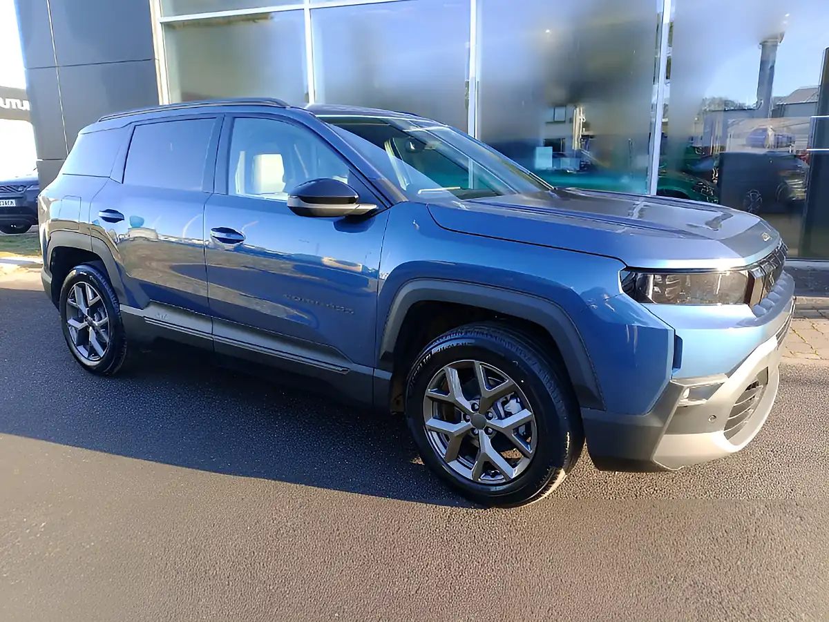 Used 2026 Jeep Compass 1st Edition Blue - Interior and Exterior details 4