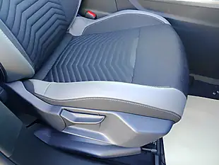 Used 2026 Jeep Compass 1st Edition Blue - Interior and Exterior details 7