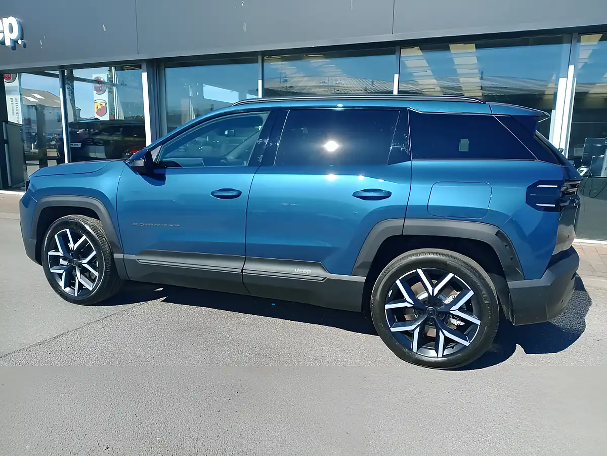Used 2026 Jeep Compass 1st Edition Blue - Interior and Exterior details 4