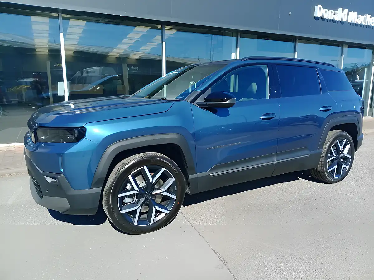 Used 2026 Jeep Compass 1st Edition Blue - Interior and Exterior details 5