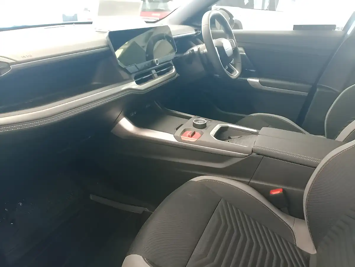 Used 2026 Jeep Compass 1st Edition Blue - Interior and Exterior details 9