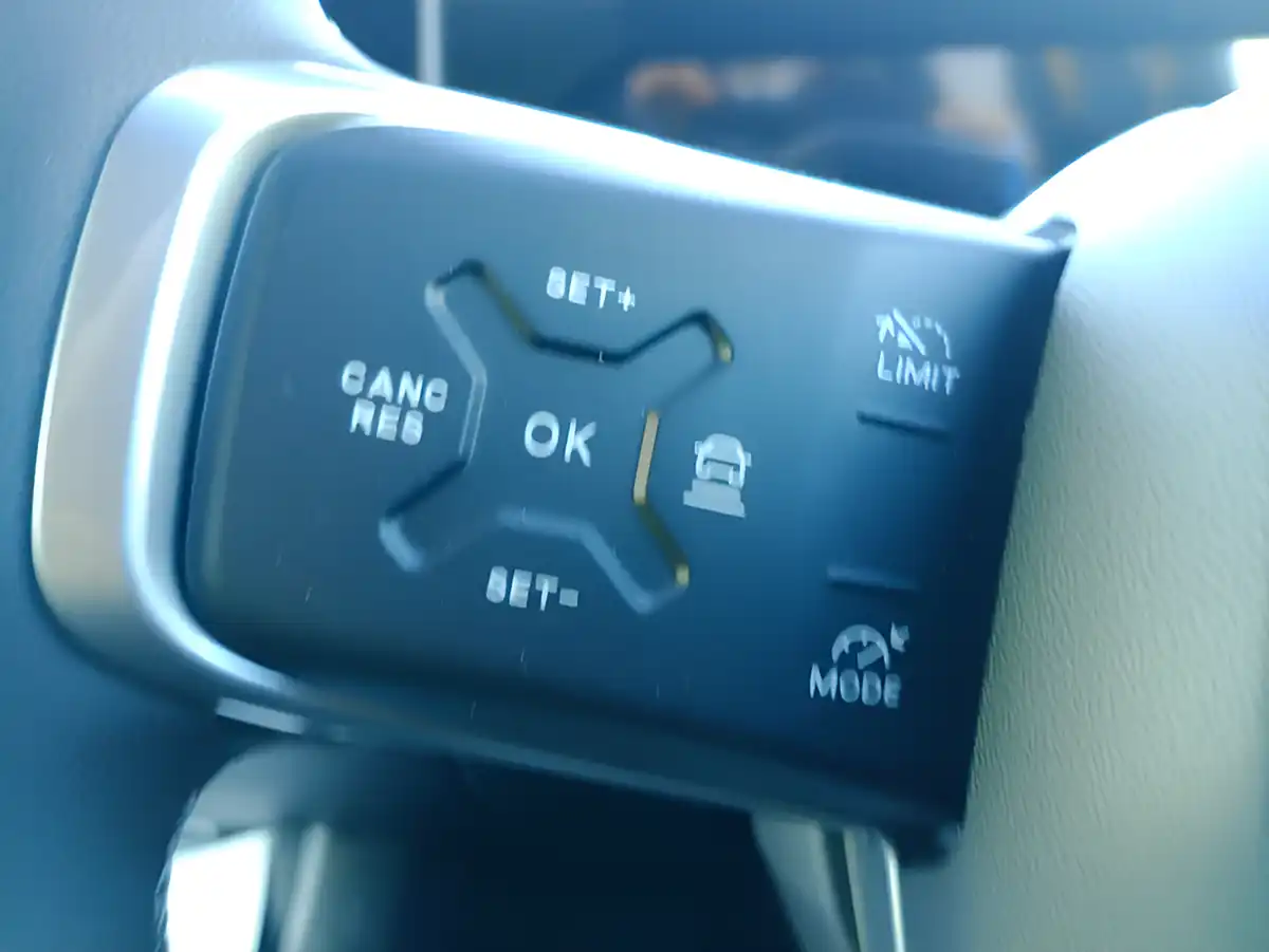 Used 2026 Jeep Compass 1st Edition Blue - Interior and Exterior details 14