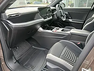 Used 2026 Jeep Compass 1st Edition Brown - Interior and Exterior details 8