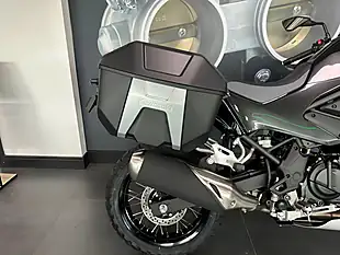 Used 2026 Kawasaki Kle 500 Adventure Tourer Black - Interior and Exterior details 4