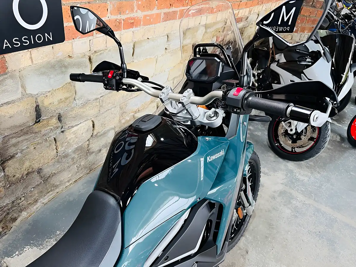 Used 2026 Kawasaki Kle500 Se Green - Interior and Exterior details 8