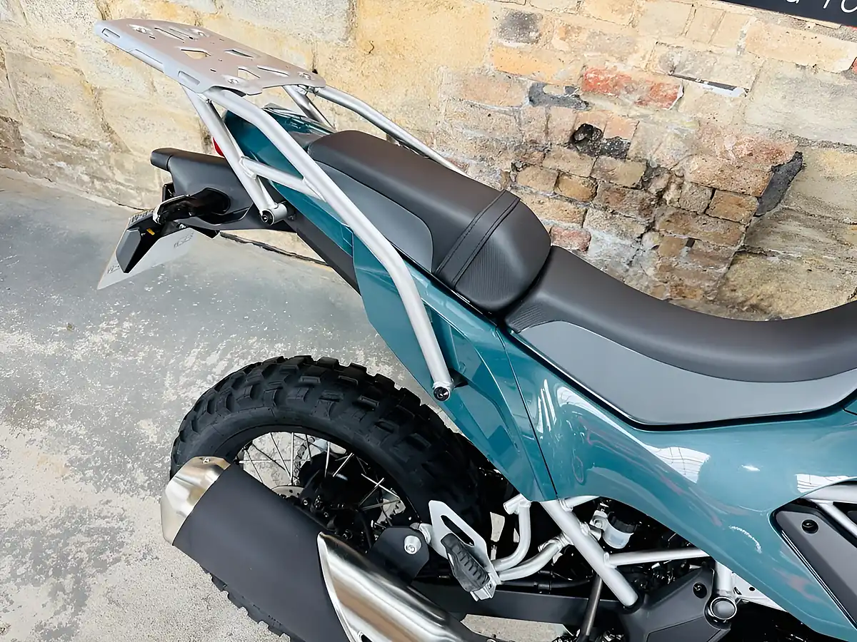 Used 2026 Kawasaki Kle500 Se Green - Interior and Exterior details 9