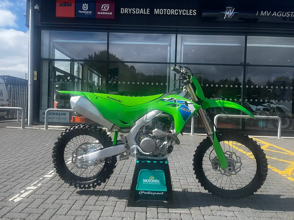Used 2026 Kawasaki KX250 Green - Interior and Exterior details 2