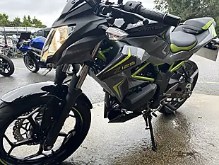 Used 2026 Kawasaki Z125 Br Grey - Interior and Exterior details 11