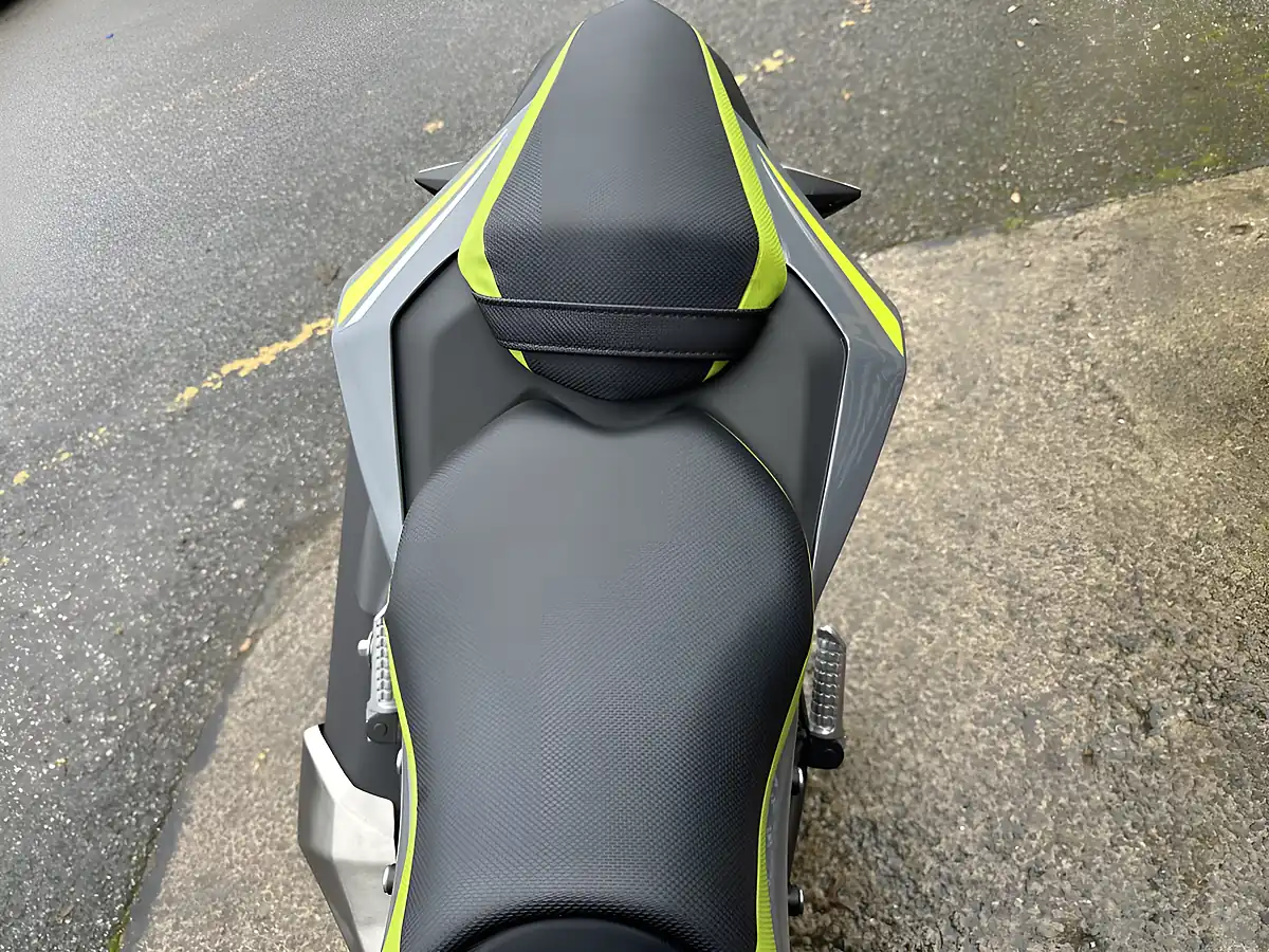 Used 2026 Kawasaki Z125 Br Grey - Interior and Exterior details 6