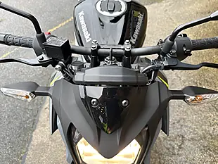 Used 2026 Kawasaki Z125 Br Grey - Interior and Exterior details 9