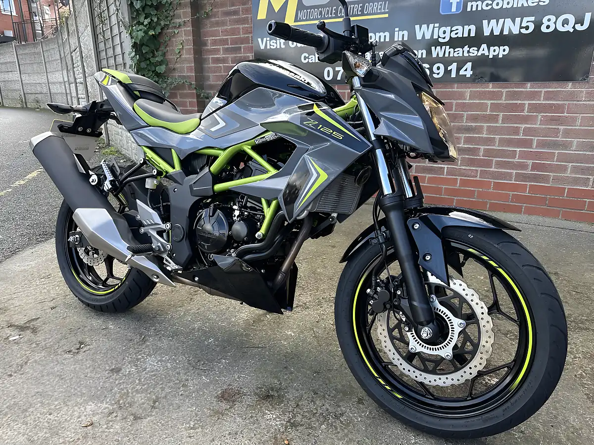 Used 2026 Kawasaki Z125 BR125MTFAN Grey - Interior and Exterior details 2