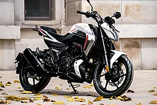 Used 2026 Keeway Morbidelli F125 White - Interior and Exterior details 10