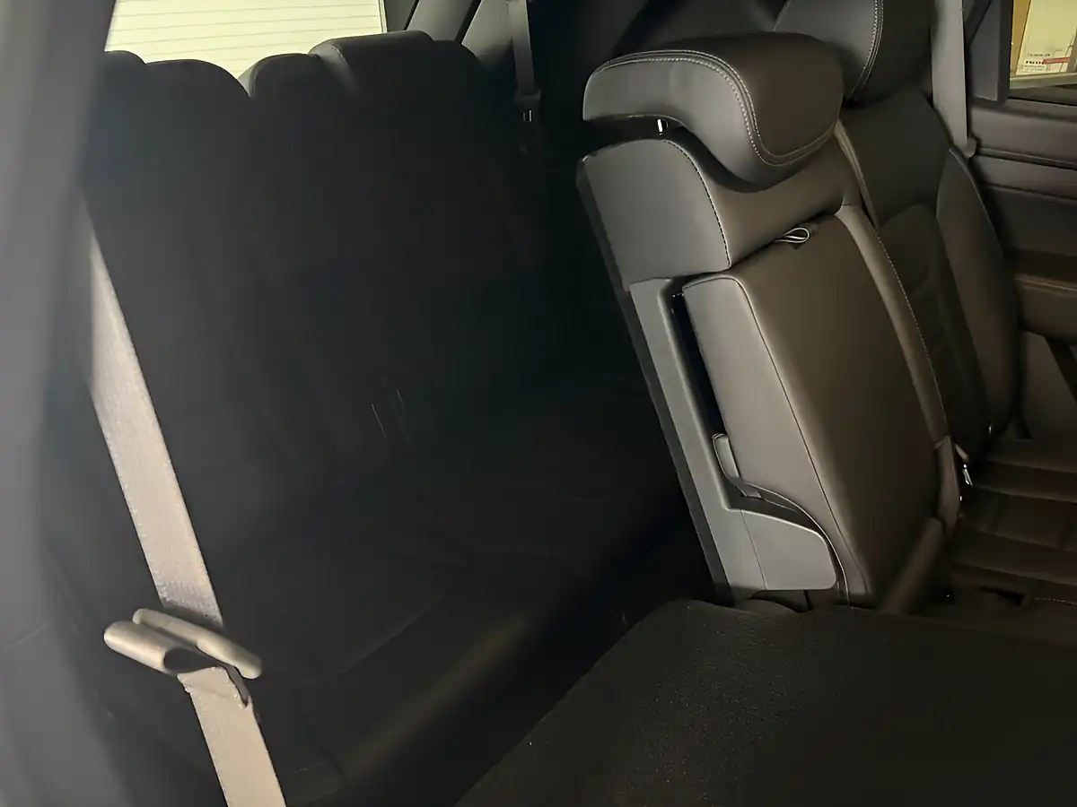Used 2026 KGM Rexton K30 White - Interior and Exterior details 12