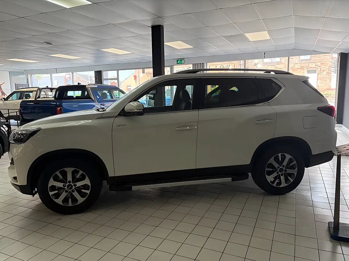 Used 2026 KGM Rexton K30 White - Interior and Exterior details 5