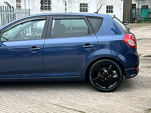 Used 2026 Kia Ceed 3 Blue - Interior and Exterior details 10