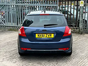 Used 2026 Kia Ceed 3 Blue - Interior and Exterior details 11