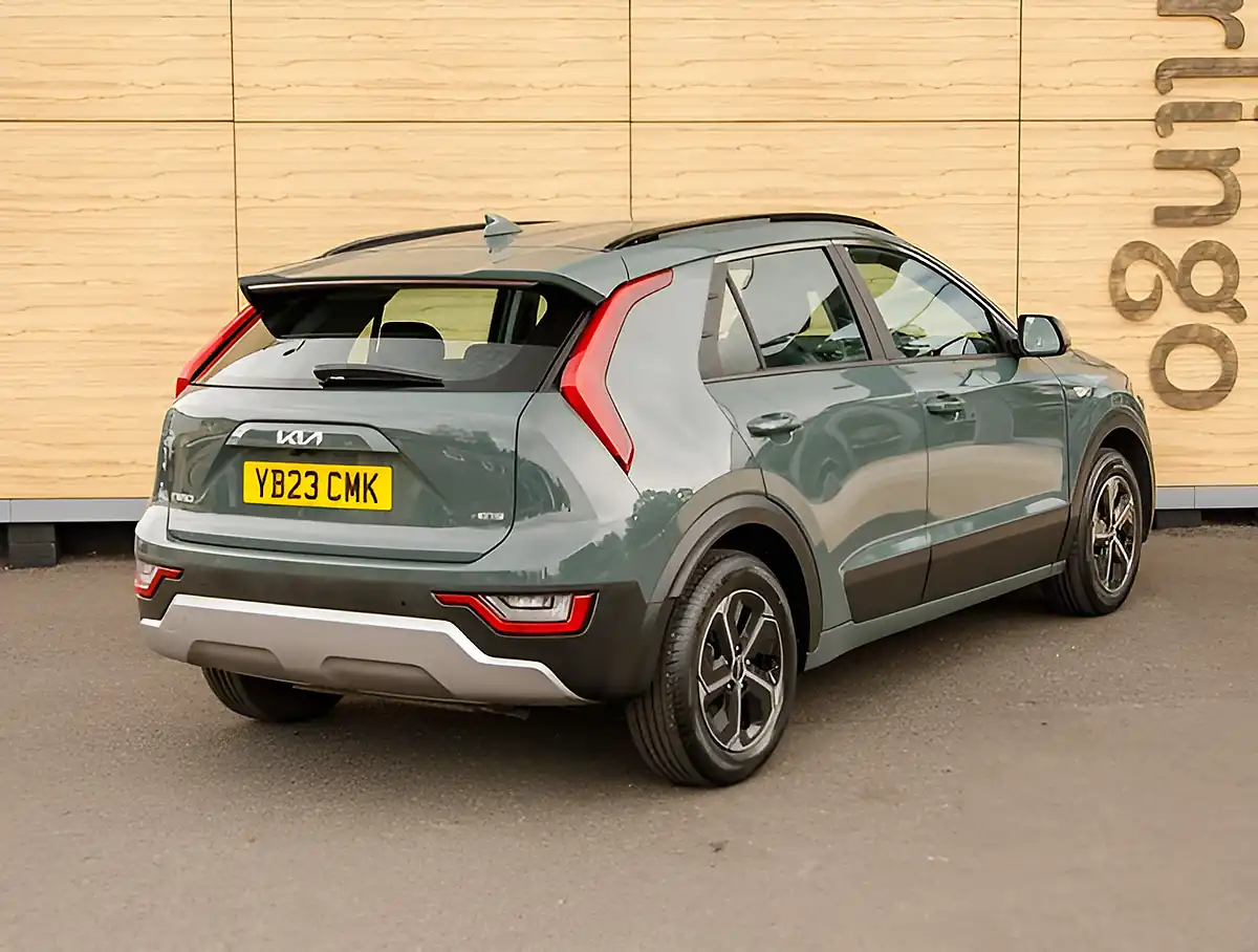 Used 2026 Kia Niro 2 Green - Interior and Exterior details 2