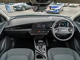Used 2026 Kia Niro 2 Green - Interior and Exterior details 3