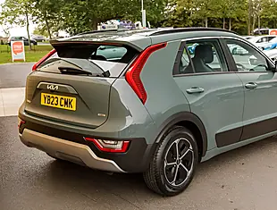 Used 2026 Kia Niro 2 Green - Interior and Exterior details 7