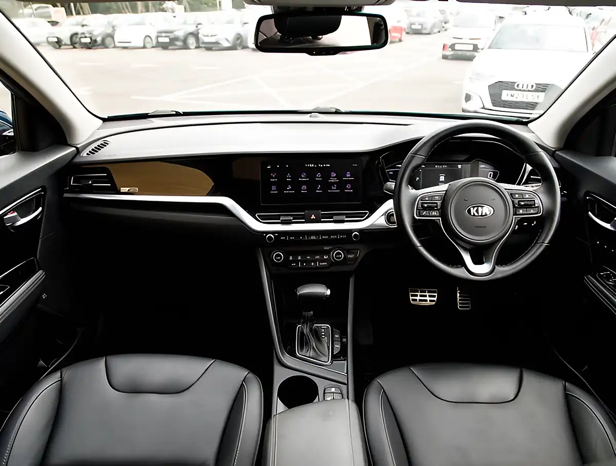 Used 2026 Kia Niro 4 Blue - Interior and Exterior details 3