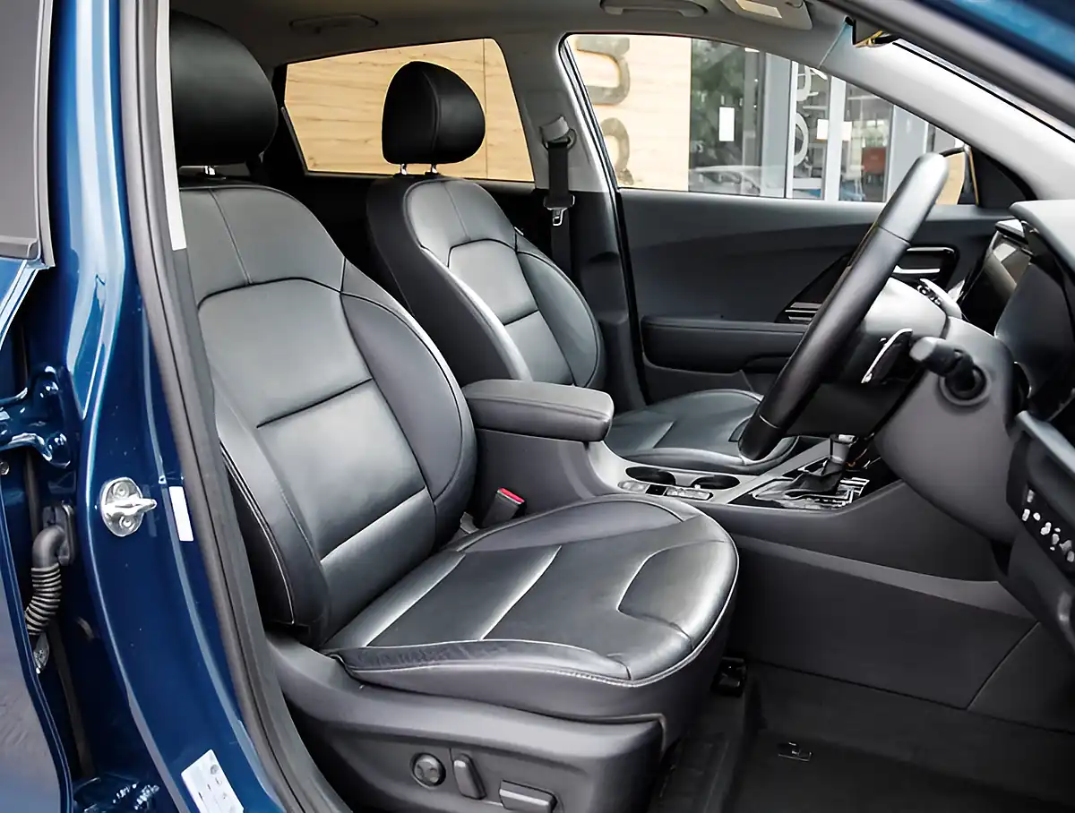 Used 2026 Kia Niro 4 Blue - Interior and Exterior details 16