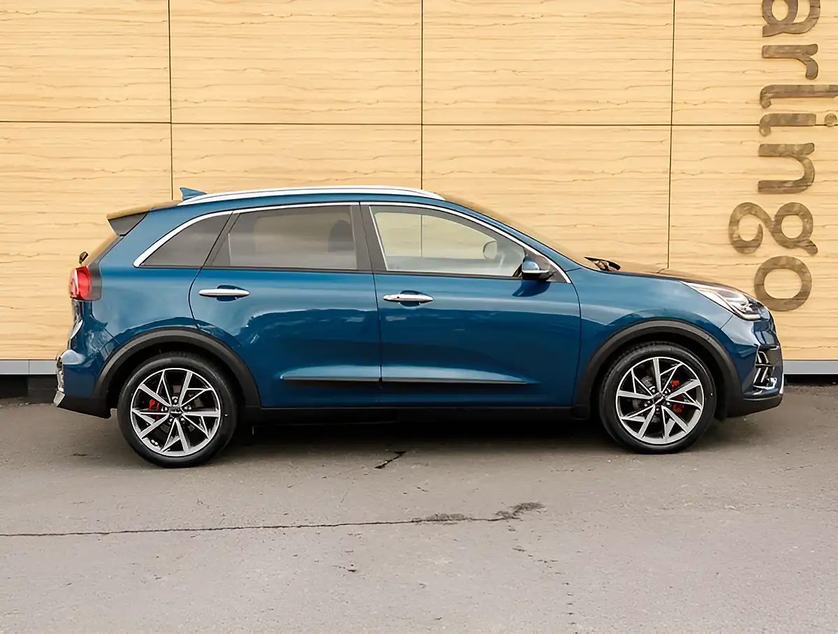 Used 2026 Kia Niro 4 Blue - Interior and Exterior details 8