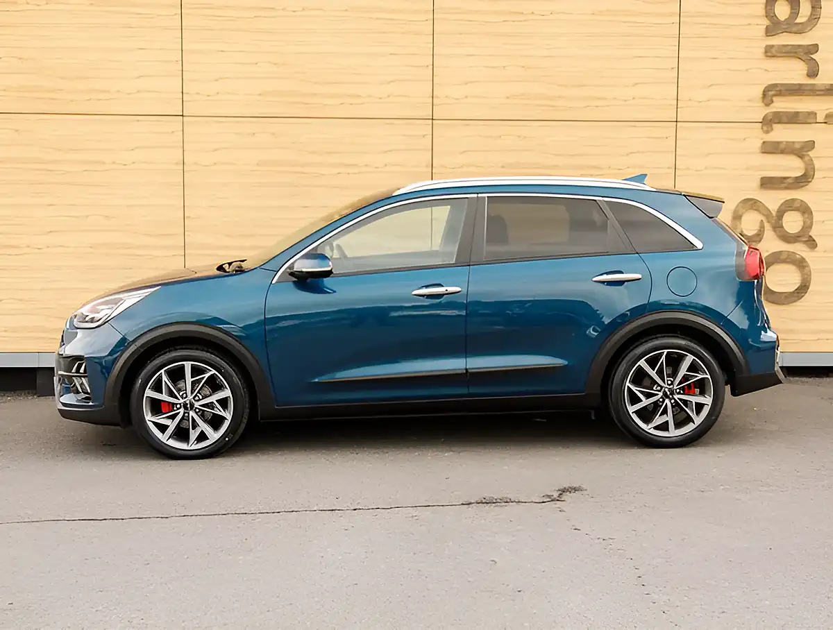Used 2026 Kia Niro 4 Blue - Interior and Exterior details 9