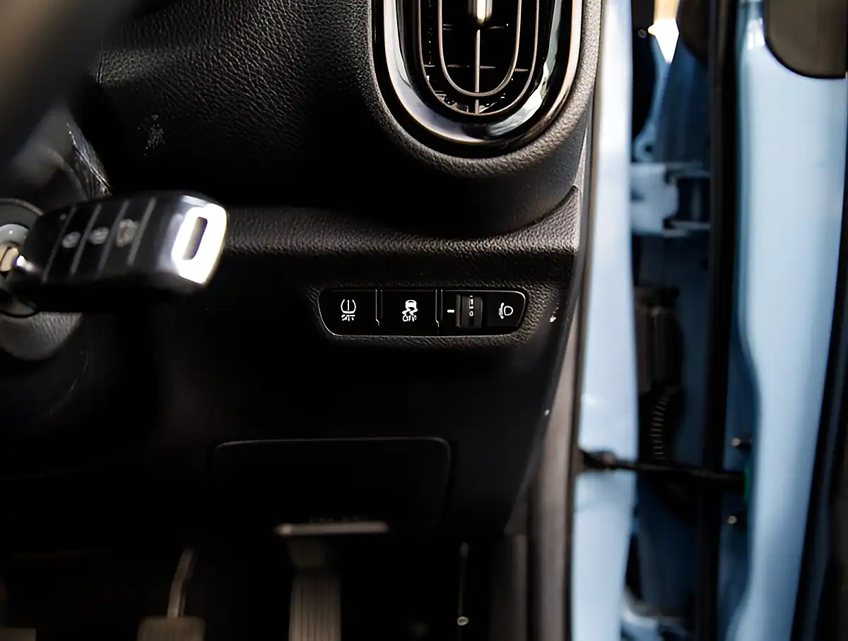 Used 2026 Kia Picanto 3 Blue - Interior and Exterior details 11