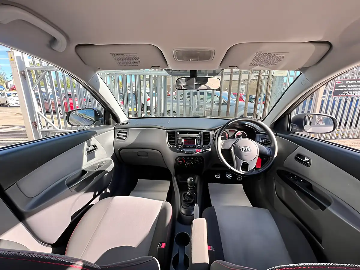 Used 2026 Kia Rio Graphite Silver - Interior and Exterior details 11
