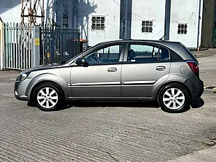 Used 2026 Kia Rio Graphite Silver - Interior and Exterior details 6