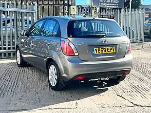 Used 2026 Kia Rio Graphite Silver - Interior and Exterior details 8
