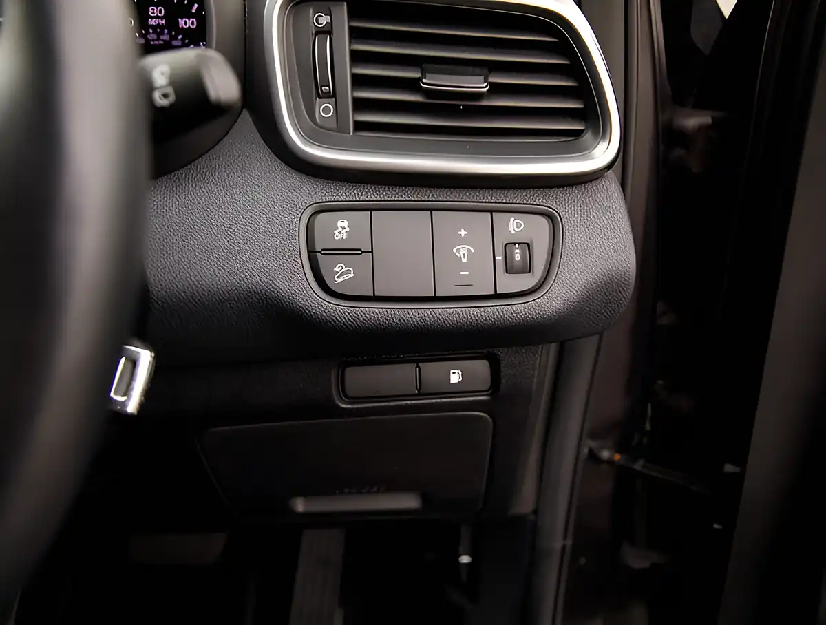 Used 2026 Kia Sorento KX-2 Isg Grey - Interior and Exterior details 10