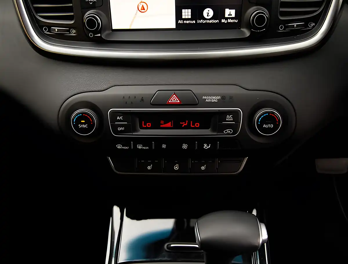 Used 2026 Kia Sorento KX-2 Isg Grey - Interior and Exterior details 18