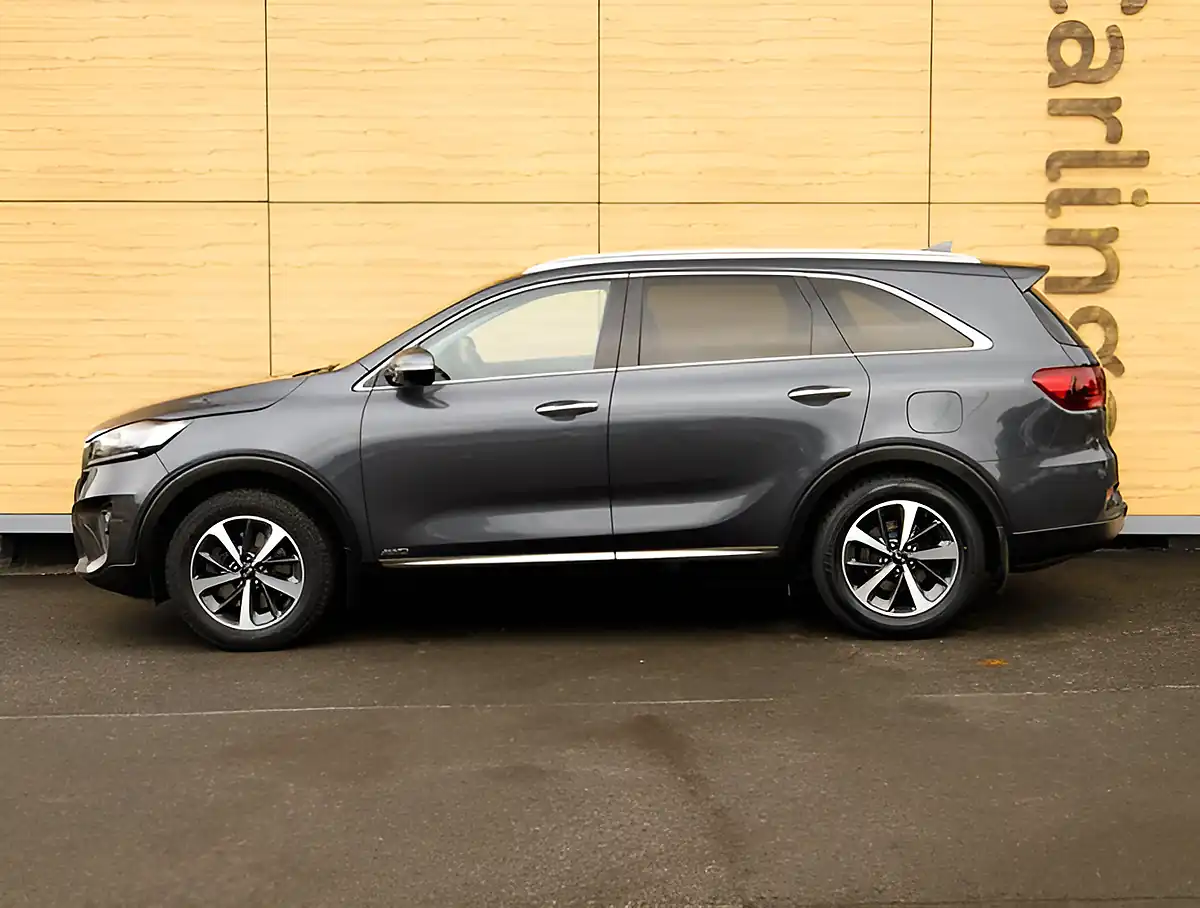 Used 2026 Kia Sorento KX-2 Isg Grey - Interior and Exterior details 9