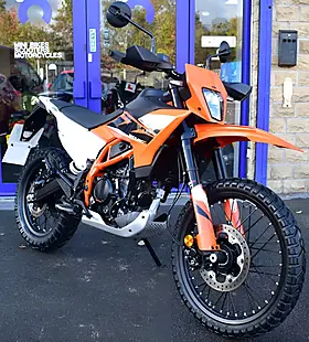 Used 2026 Ktm 125 Enduro R Dual Sport Orange - Interior and Exterior details 4