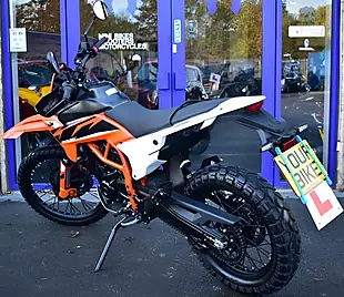 Used 2026 Ktm 125 Enduro R Dual Sport Orange - Interior and Exterior details 8
