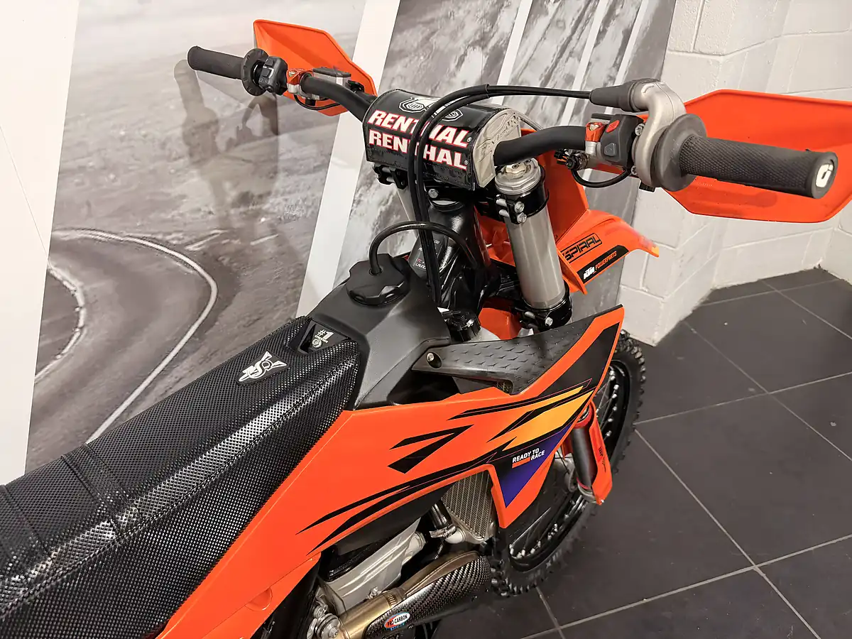 Used 2026 Ktm 350 Sx-F Orange - Interior and Exterior details 5
