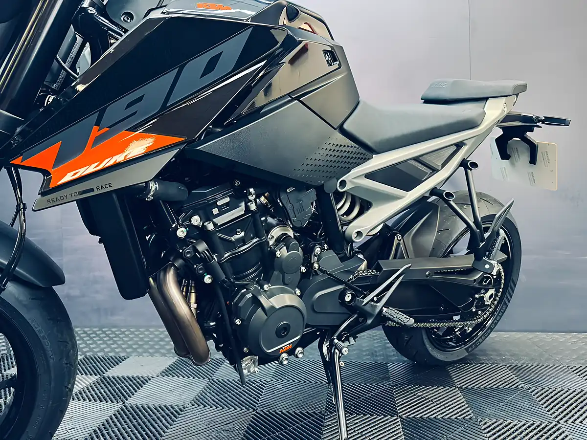 Used 2026 Ktm 790 Duke 27 Black - Interior and Exterior details 11